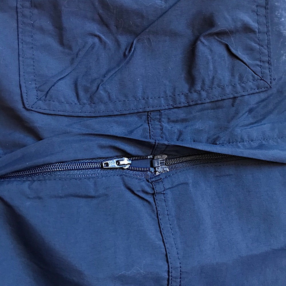 Last pair! Convertible pants with sunblock - Picture 14 of 15